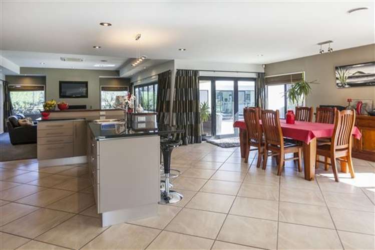 739 Hills Road Marshland_10