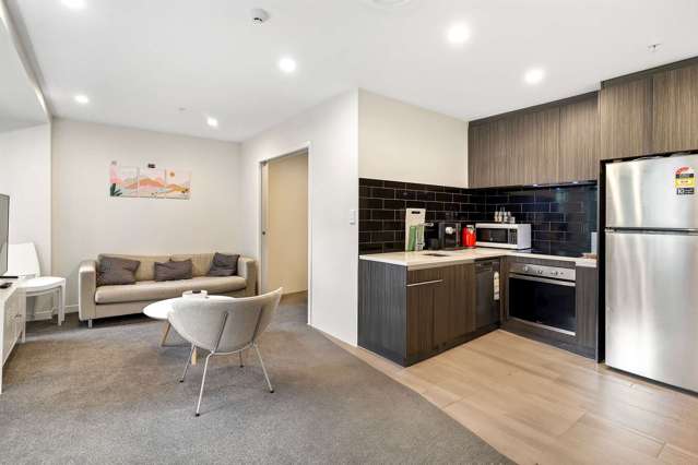 Impressive Skyview Apartment in the CBD!