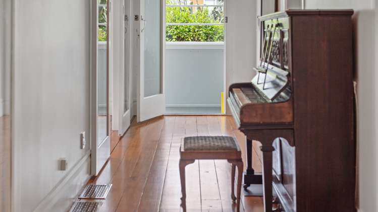 1b Levy Road Glen Eden_5