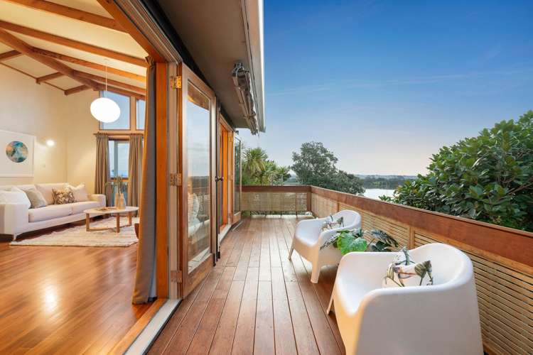 20 Oruamo Place Beach Haven_25