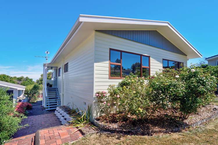 29 Puriri Crescent Lansdowne_20