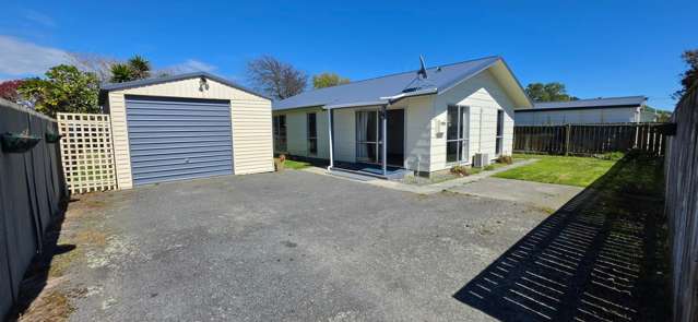 89B Rangiuru Road, Ōtaki Beach