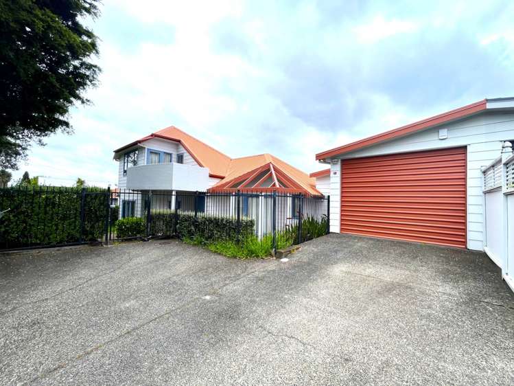 18 Houpara Street One Tree Hill_0