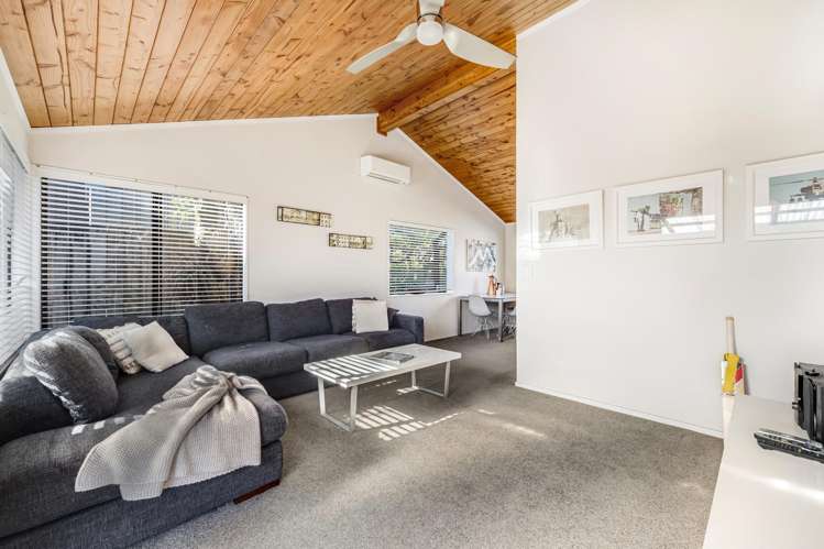 2/153 Whitford Road Somerville_6