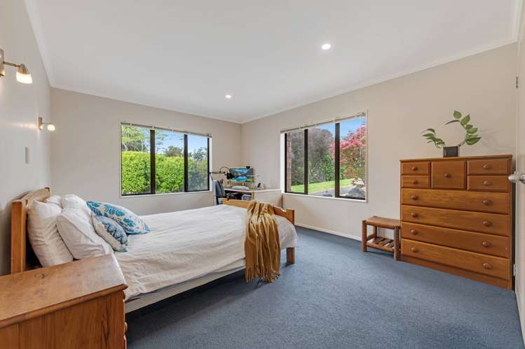 646 Redoubt Road Flat Bush_17