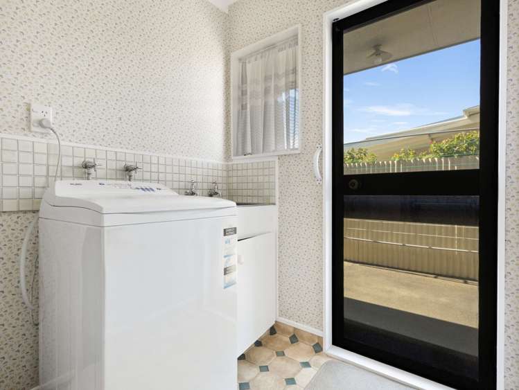 2/507 Avenue Road West Hastings Central_15