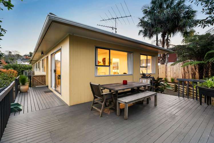 2/63 John Downs Drive Browns Bay_10