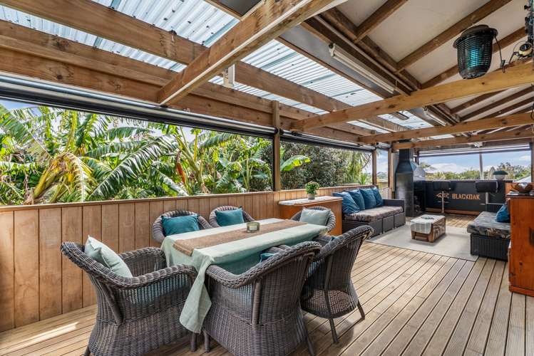 2/67 Langana Avenue Browns Bay_4