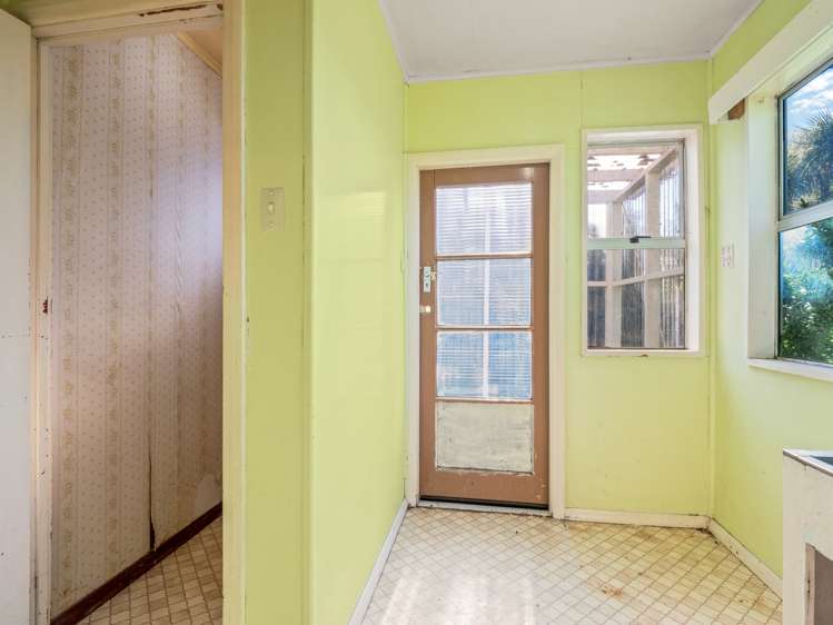 18 Matai Street Ravensbourne_14