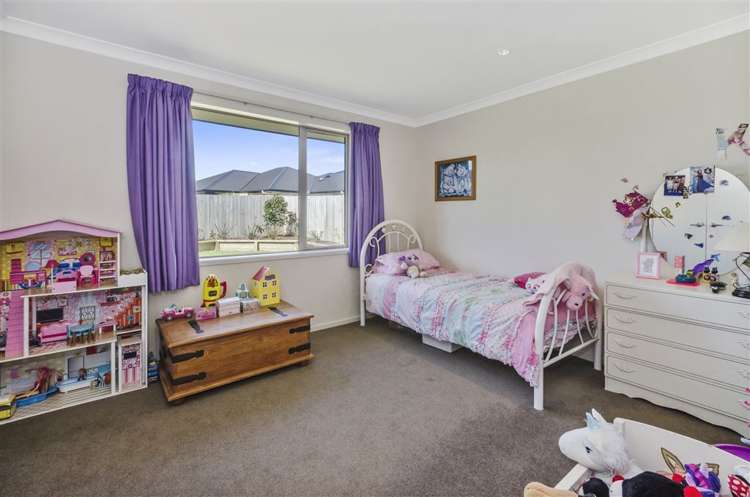 5 Freedom Lane Beachlands_15