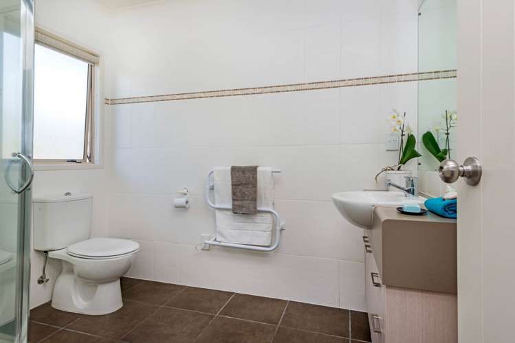 3 Karson Place Flat Bush_6
