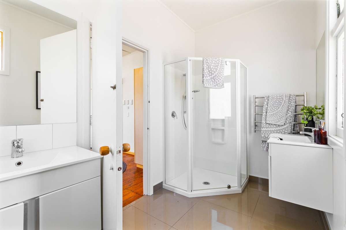 1/1 & 2/1 Wainui Street_3