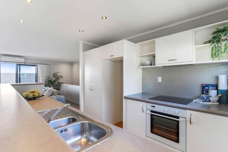 2/17A John Davis Road Mt Roskill_5