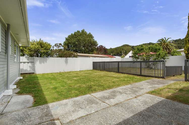 271 Wellington Road Wainuiomata_15