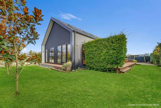 Big Section, Modern Home, Endless Possibilities