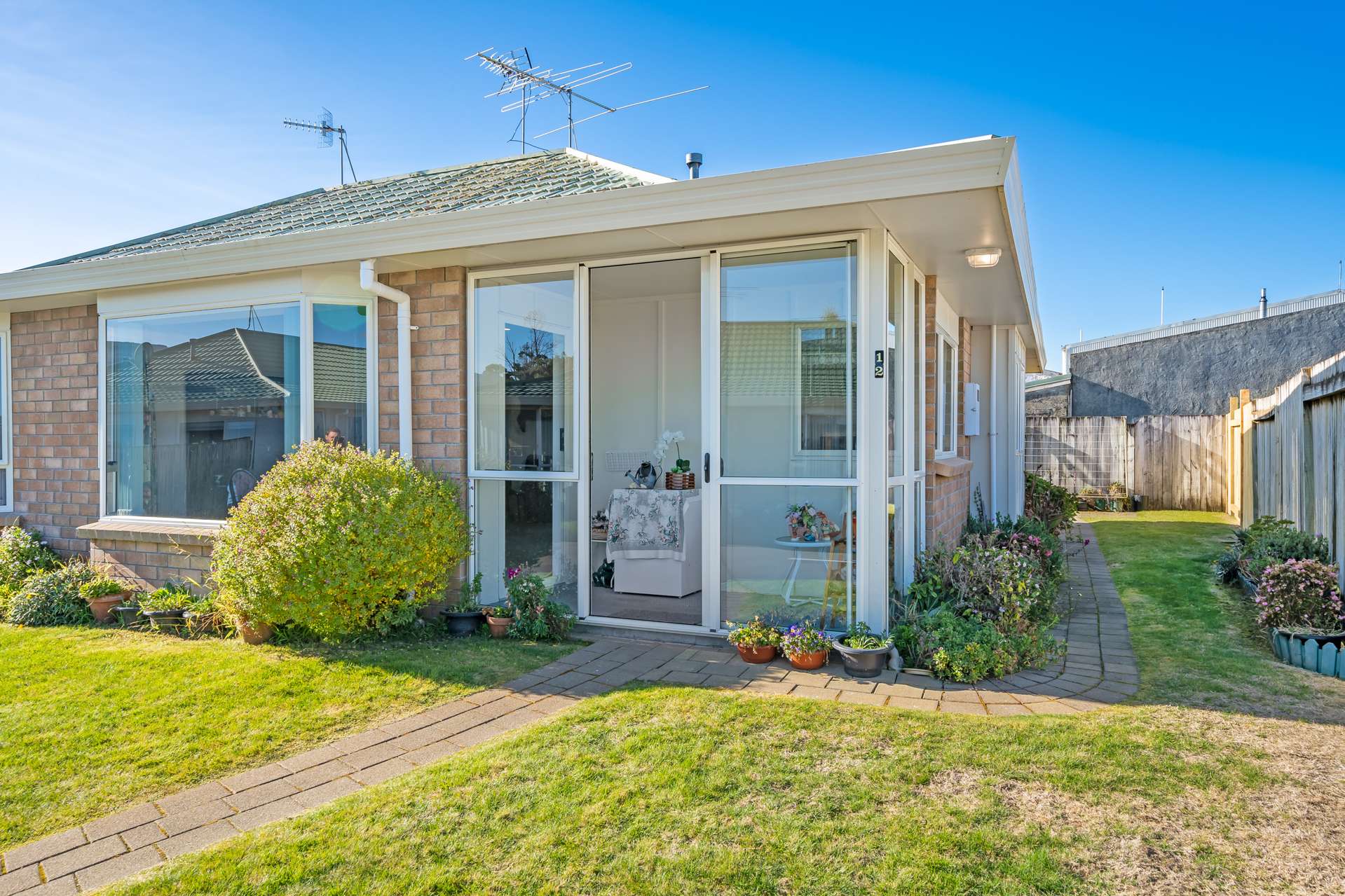 12/17 John Street Trentham_0