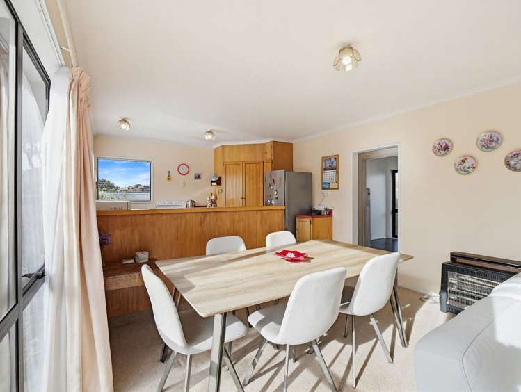 10 Downes Avenue Springvale_17