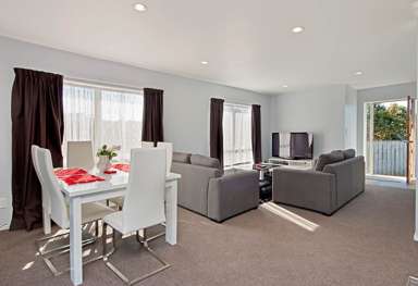 10/15 O'Sullivan Place_1