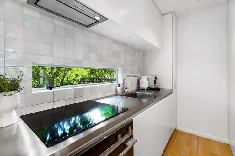 2/145 Howe Street Freemans Bay_7