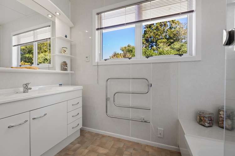 6 Totara Terrace Inglewood_11