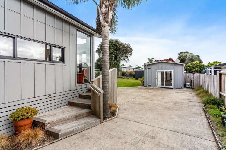 221 Linton Crescent Whangamata_15