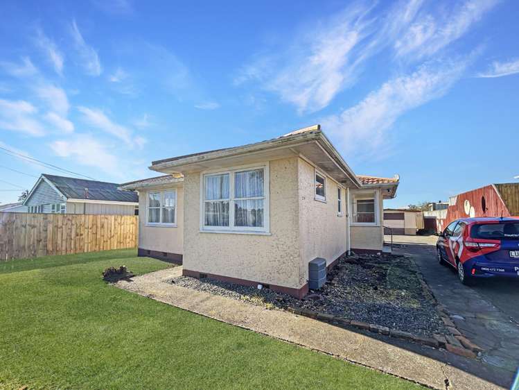38 Miro Street 1200_10