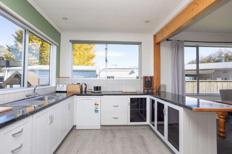 11 Smith Street Dannevirke_6