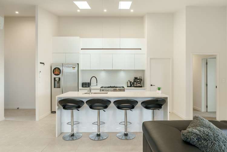 3 Royal Crescent Papamoa_5