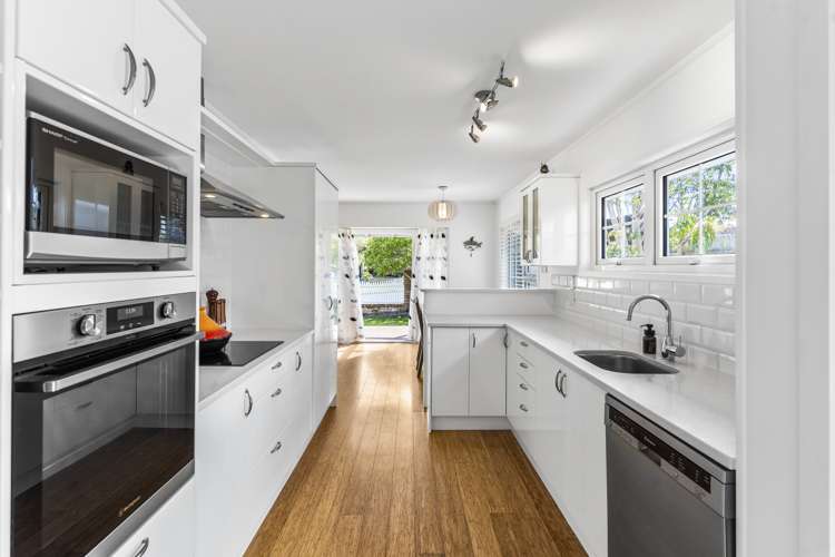 4 Palmyra Way Half Moon Bay_5