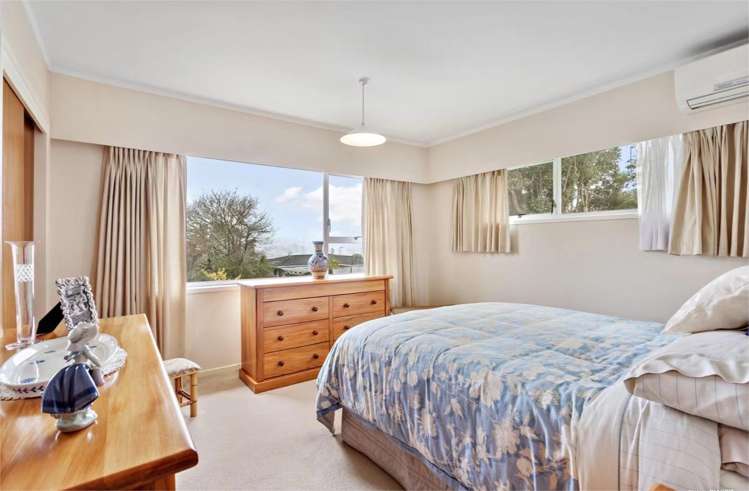 15 Easton Park Parade Glenfield_9
