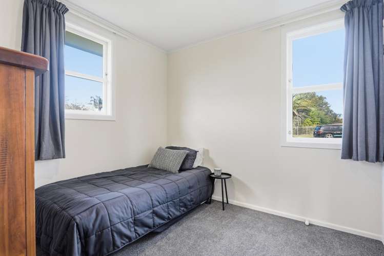 9 Gray Avenue Te Puke_11