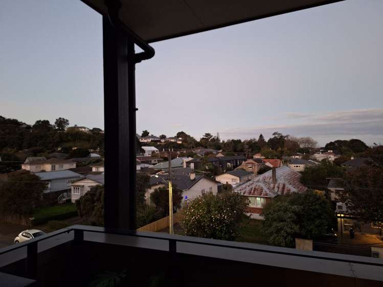 209/1 Kimiora Street Three Kings_13