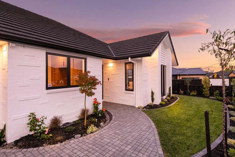 16 Tukutata Crescent Milldale_42