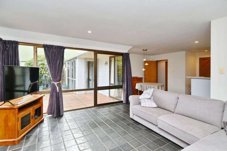 2/16 Owens Terrace Upper Riccarton_2