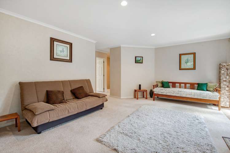 19 Grovenor Drive Orewa_18