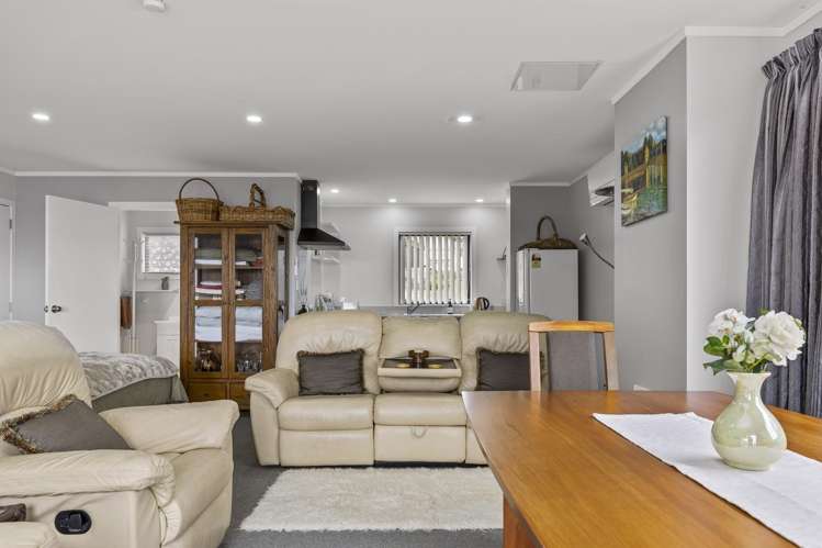 6 Turangitukua Terrace Whareroa_13