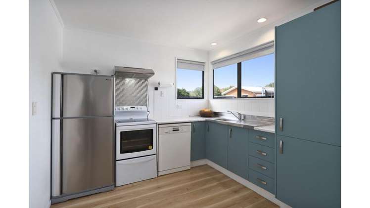 2/221 Waitemata Drive Ranui_7