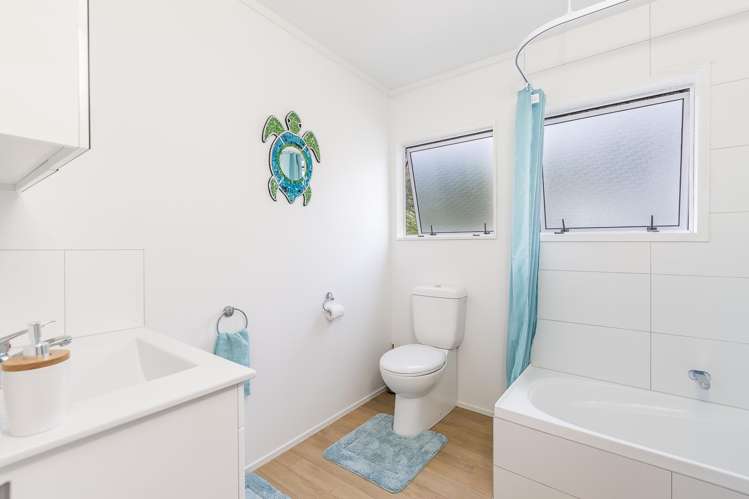 2/39 Fairmount Road Titirangi_17