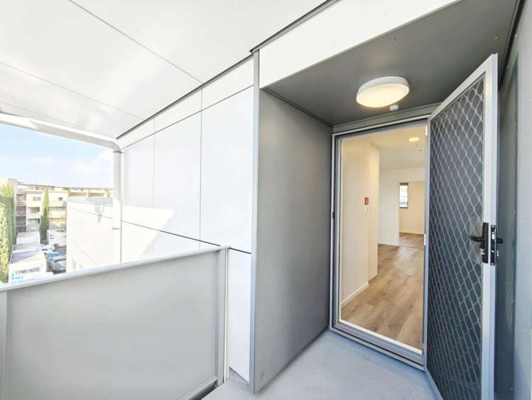 3B/11 Morning Star Place Mt Albert_28