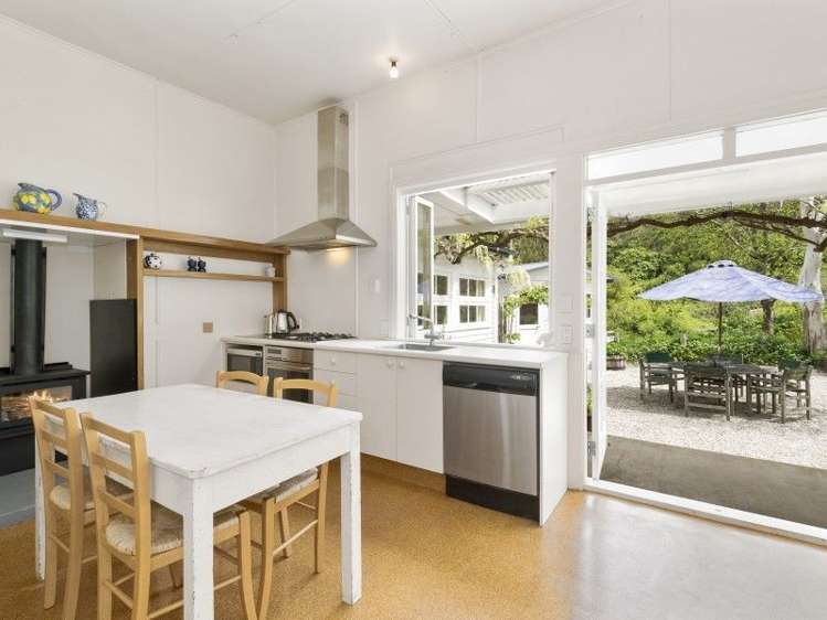 981 Te Oka Bay Road Little River_8