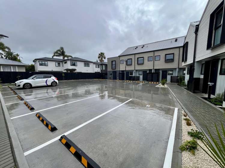 4/22 Cleland Cres Blockhouse Bay_13