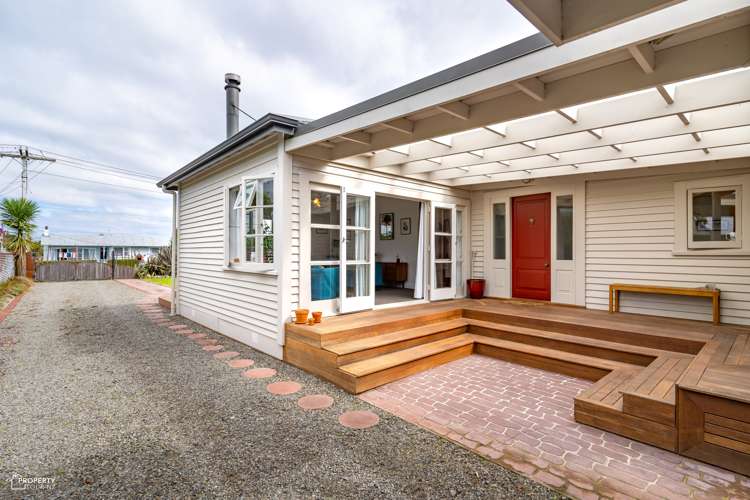 65 Brandon Street Featherston_2