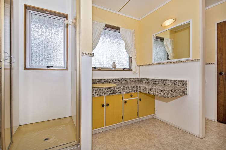 63 Mackesy Road Parahaki_7