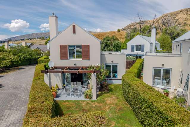 9 Meadowbrook Place Wanaka_1