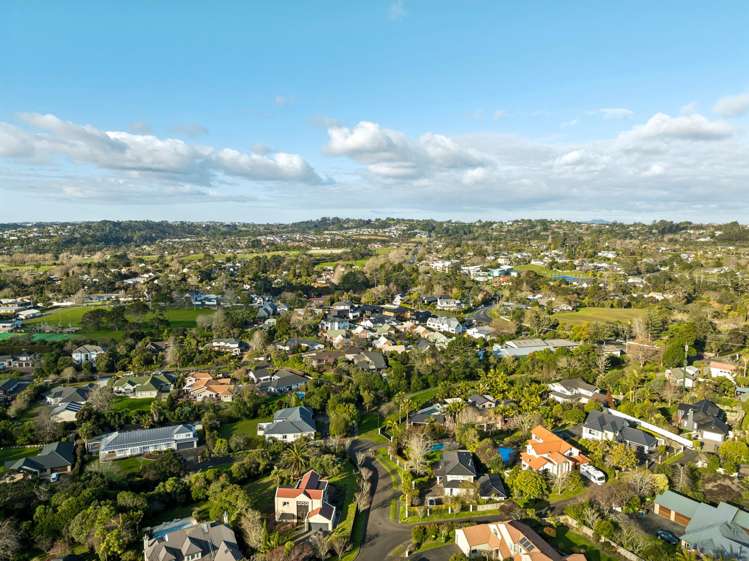 16 Almond Grove Greenhithe_29