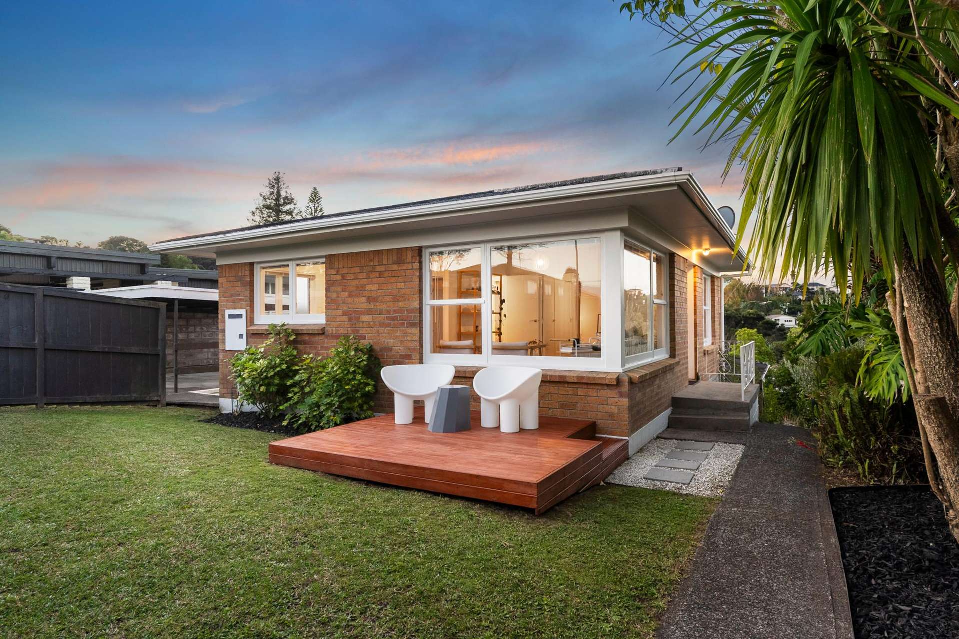 1/42 Girrahween Drive Totara Vale_0