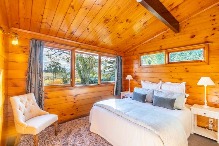 95 Dunns Avenue The Pines Beach_11