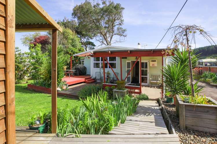 142 Kawhia Street Kawhia_3