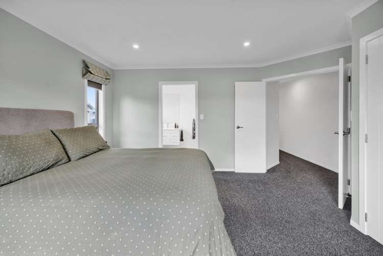 7 Mercade Close Stratford_35