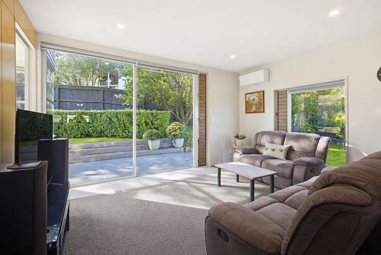 7 Pikitanga Close Tawa_17